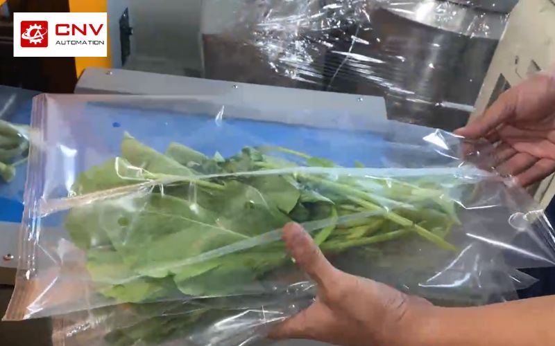 Túi rau sau khi được đóng gói